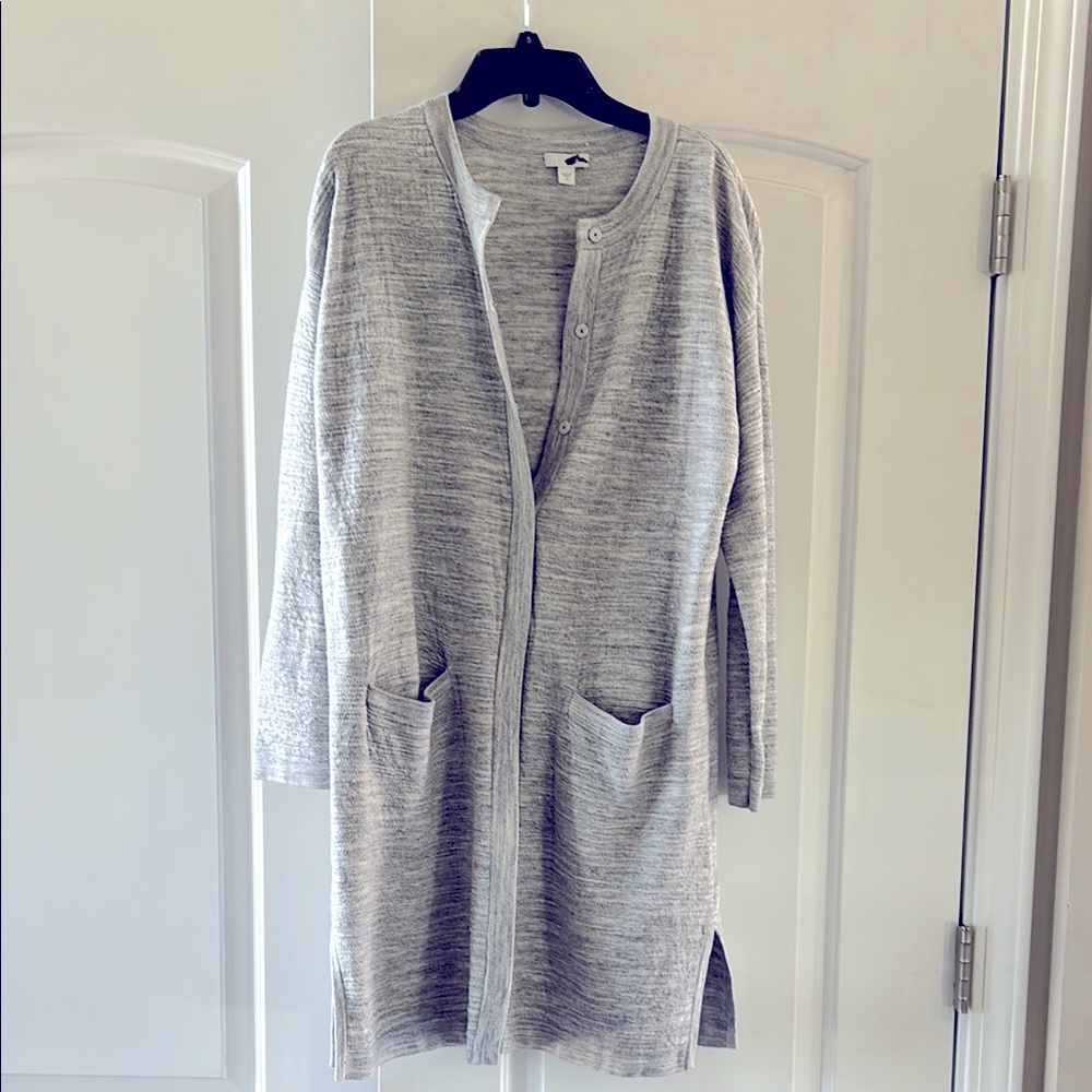 HOST PICK!! Gray Women's Sweater Cardigan J JILL